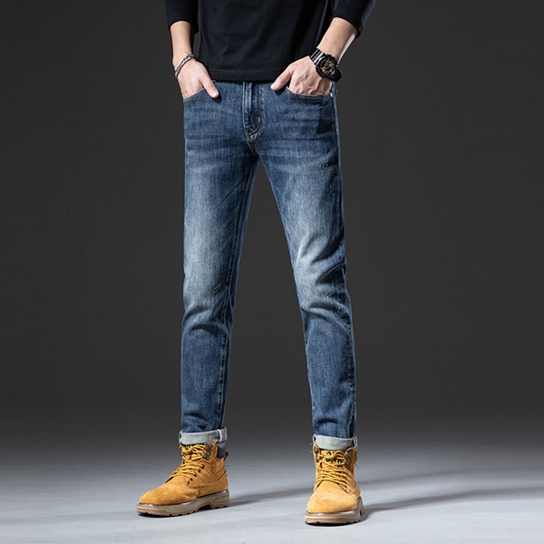 ブランドジーンズ背面デザイン